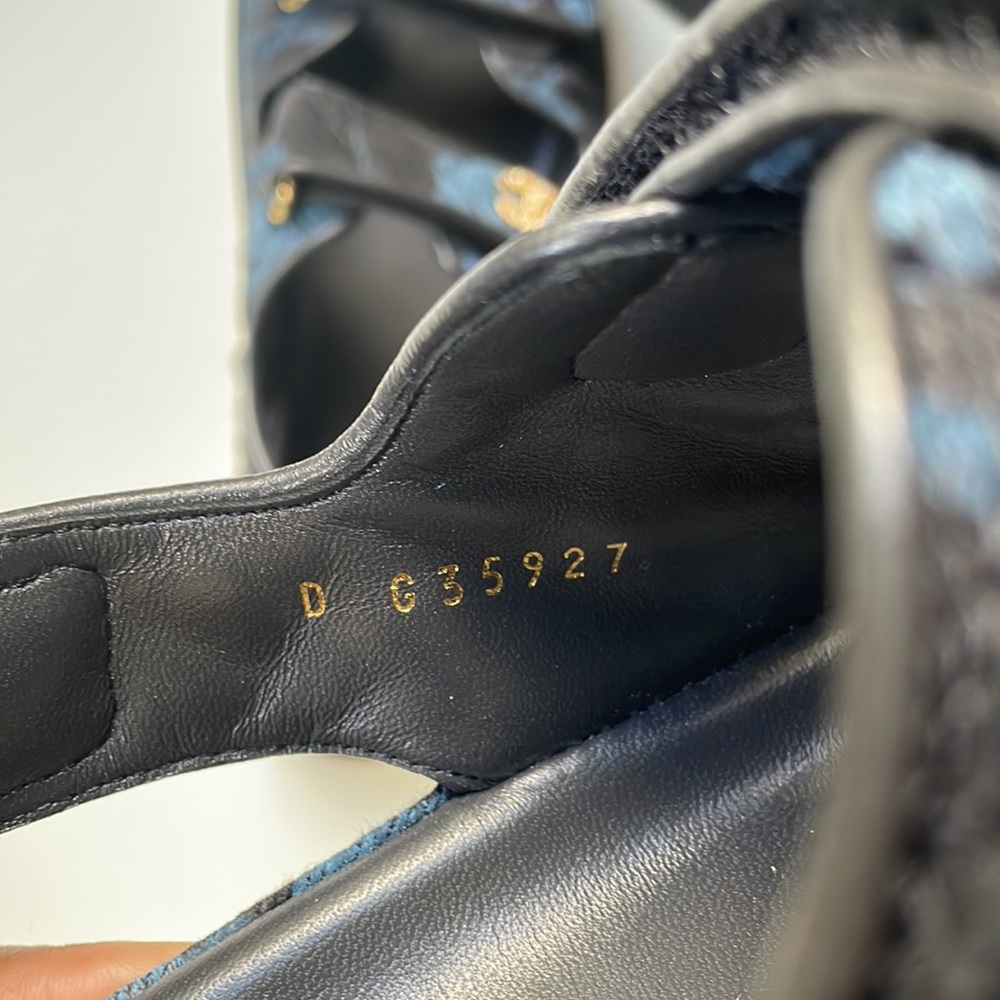 Chanel Blue denim Dad Sandals 37.5 - Picture 4 of 13